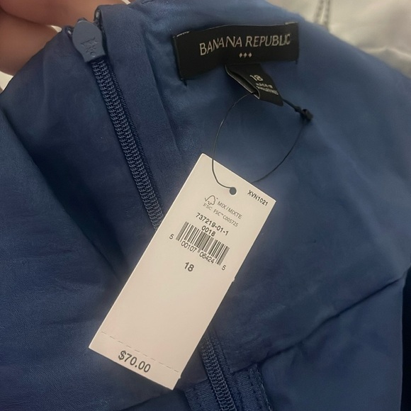 Cutout V-Neck Cami - Picture 2 of 3